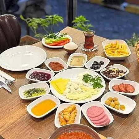 Constantinopolis Ξενοδοχείο 3*