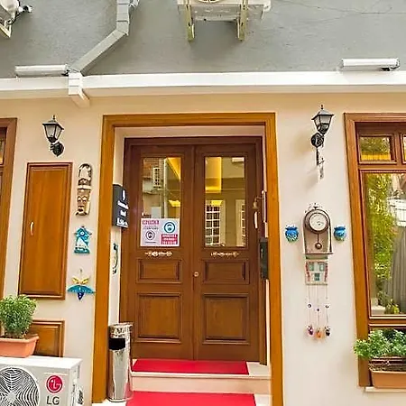 מלון Constantinopolis 3*