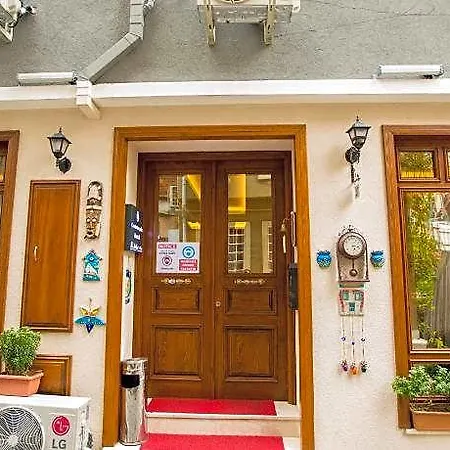 מלון Constantinopolis 3*